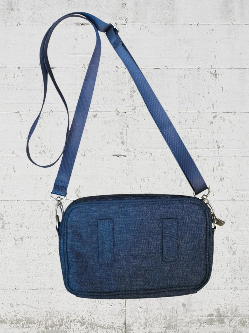 Baggallini Navy Blue Denim Crossbody Bag - Compact Everyday Carry - Picture 3 of 15